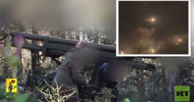 هجوم مكثف وواسع.. حزب الله يعلن استهداف قواعد إسرائيلية استراتيجية بصواريخ نوعية