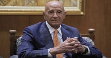 المبعوث الأمريكي لسوريا توم باراك: لا يمكن القضاء على حزب الله