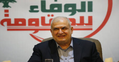 رئيس كتلة حزب الله النيابية: التفاوض المباشر المرفوض مع العدو الإسرائيلي سقطة للسلطة في لبنان
