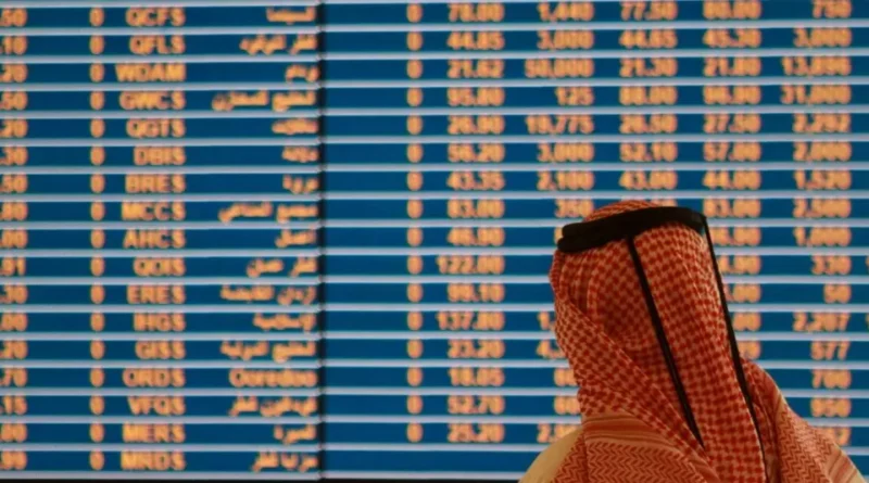 أسهم الخليج تتراجع وسط تجدد الضربات الأميركية على إيران