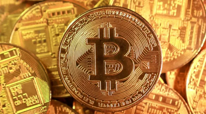 «بتكوين» يقفز 11 % في يومين بدعم من تحرك ترمب لإقرار قانون تنظيم العملات المشفرة